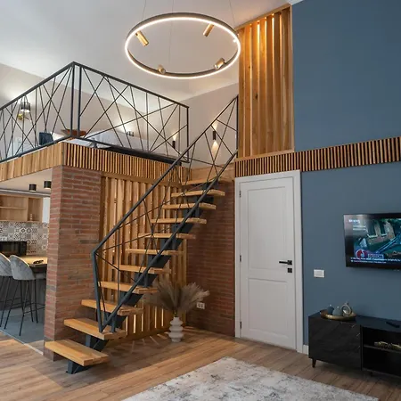 A&t Ultracentral Luxury Loft * Brasov